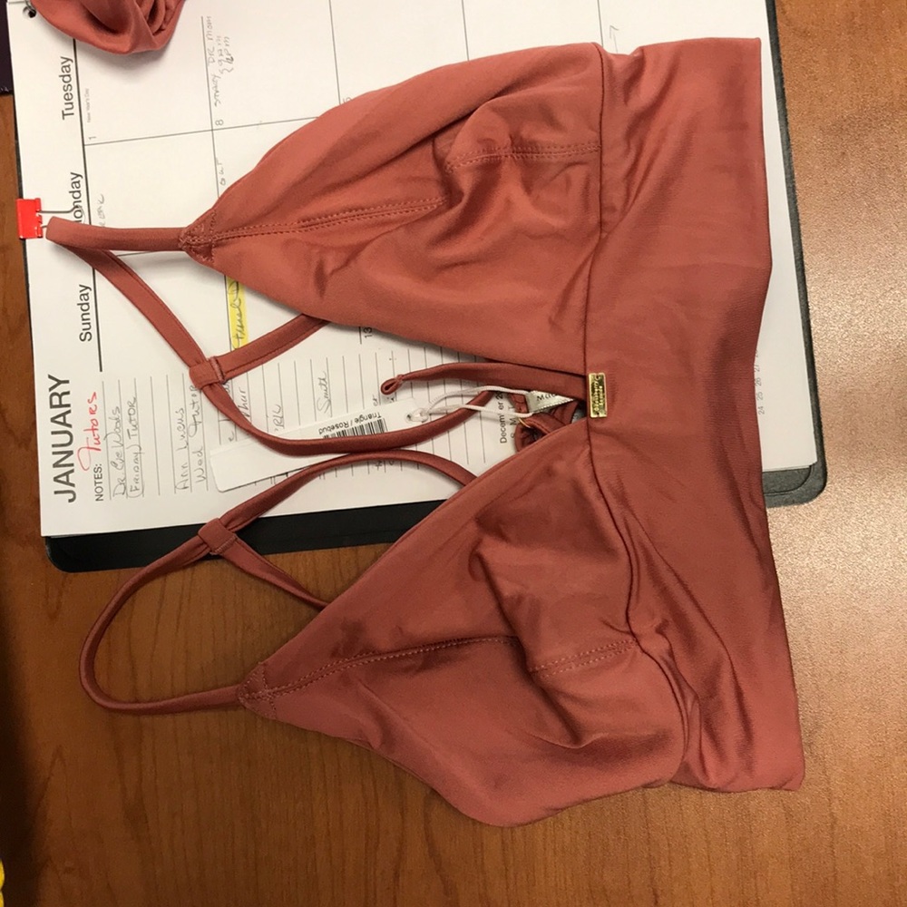 Gooseberry seaside Large Top and Medium Bottom
